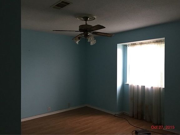 4th image of 3728 Pin Oak Ave