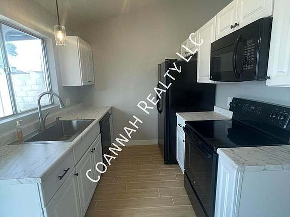 4th image of 20818 N 30th Dr