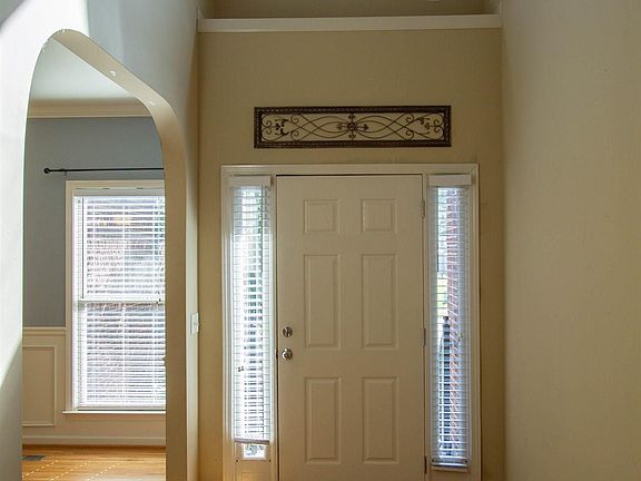 2nd image of 837 Waterford Cove Ln