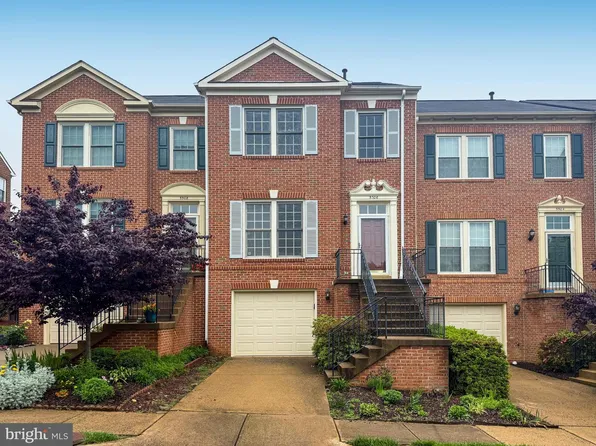 5506 Jowett Ct, Alexandria, VA 22315