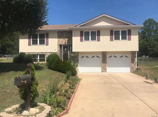 7 Harris Ct, Cedar Hill, MO 63016