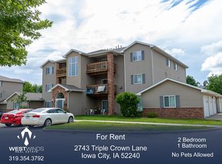 2743 Triple Crown Ln, Iowa City, IA 52240