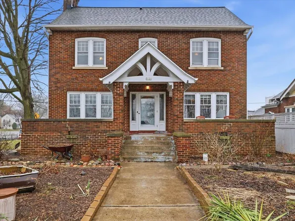 3121 South Superior STREET, Milwaukee, WI 53207