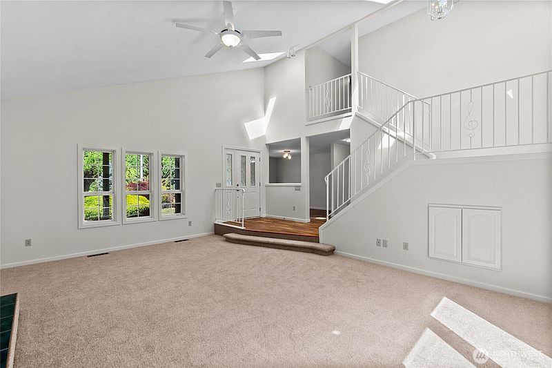 4th image of 1815 Crosby Court SW