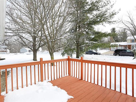 2nd image of 4765 Lilydale Dr