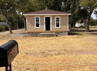 905 SW 3rd St, Lawton, OK 73501