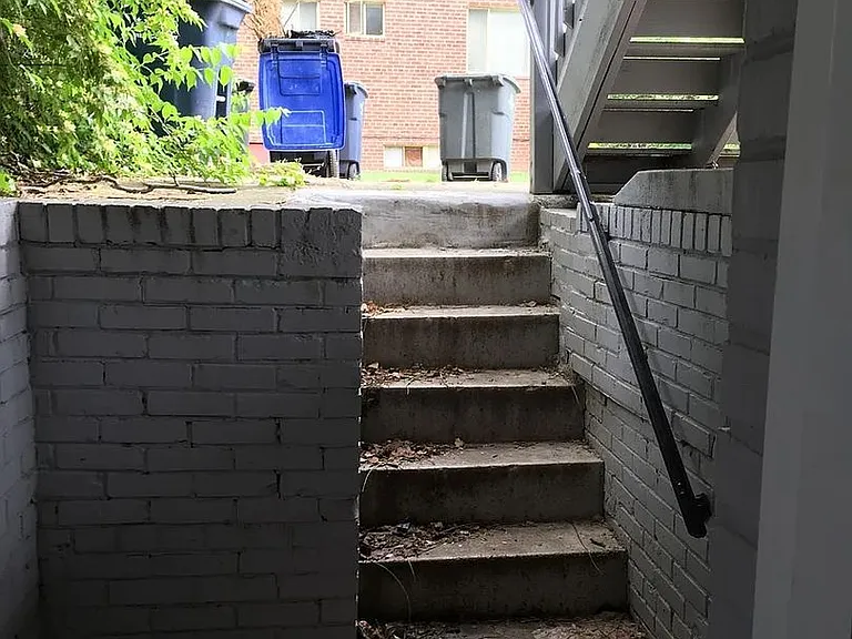 144 Webster St NE — Photo 17