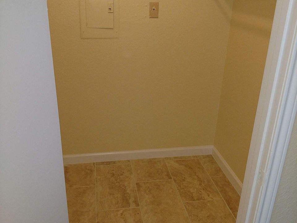 2nd image of 8447 Cranberry Hl #2