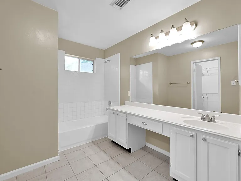 506 Paradise Ln — Photo 14