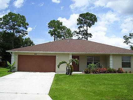 1st image of 725 SW Alton Cir