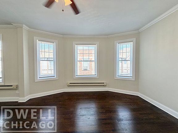 3rd image of 916-20 Greenbay Rd #918-3B