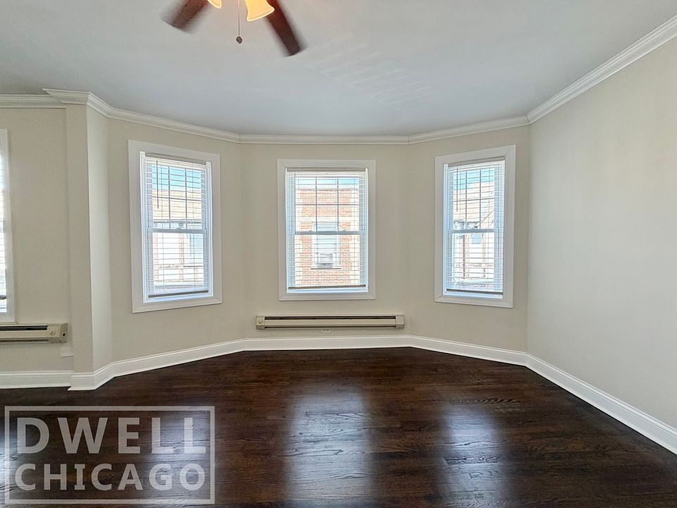 1st image of 907 Green Bay Rd #3B