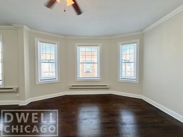 907 Green Bay Rd #3B, Winnetka, IL 60093