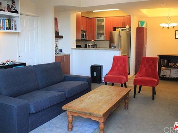 4th image of 620 S Gramercy Pl APT 241