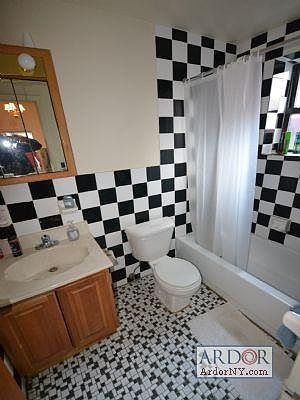 5th image of 305 E 92nd St APT 6C