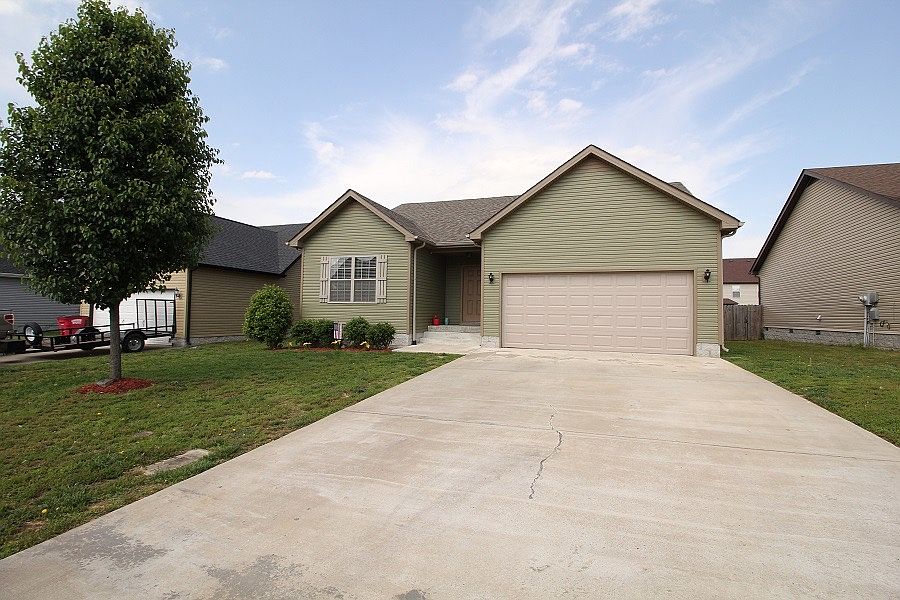 1st image of 3739 Fox Hole Dr