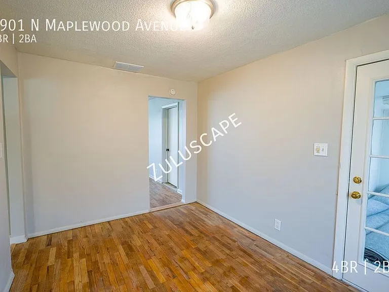 1901 N Maplewood Ave — Photo 5