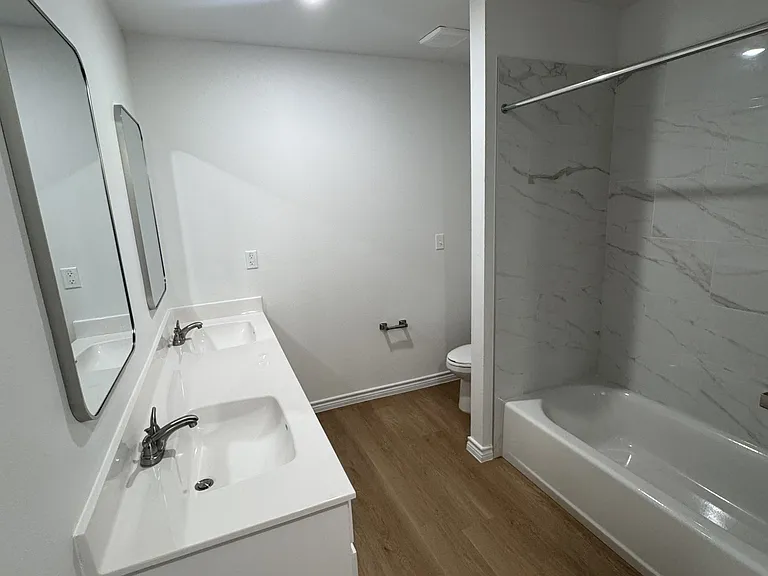 423 E Beeline Ln — Photo 17