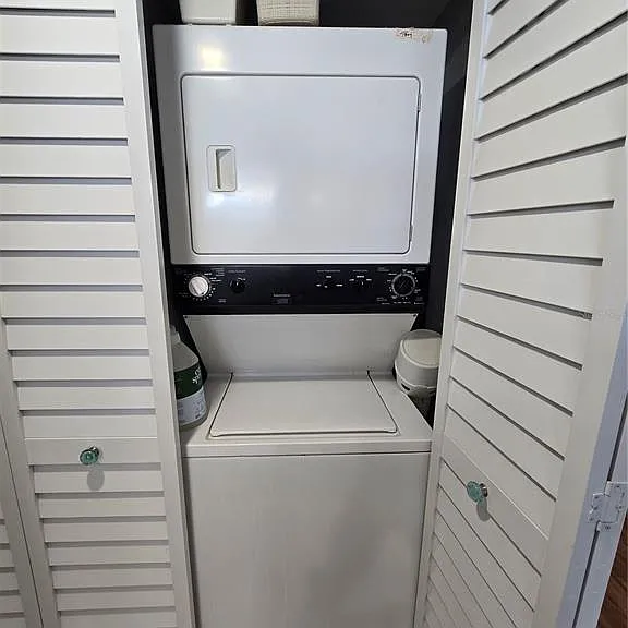 7600 Sun Island Dr S #306 — Photo 14