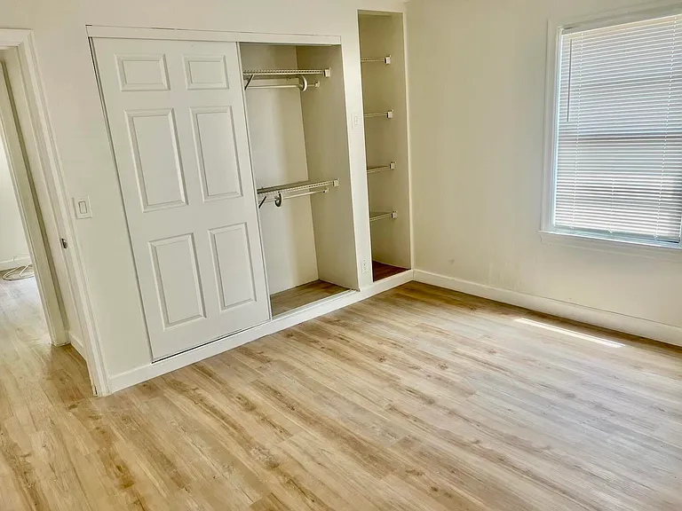 443 Wilder St — Photo 12