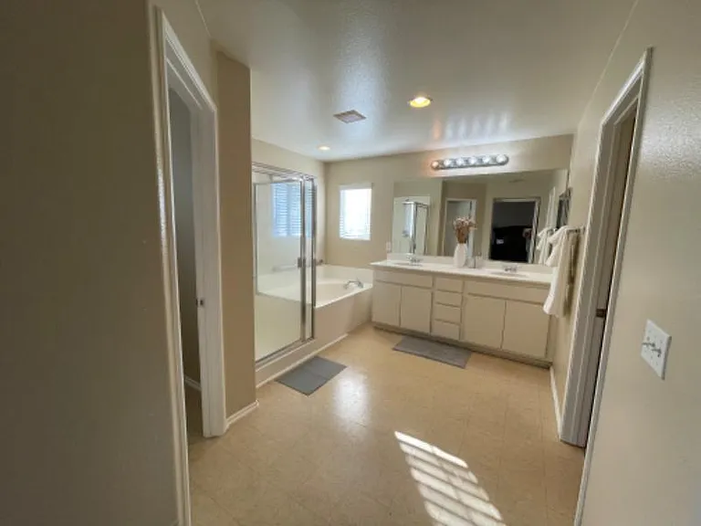 Elderberry Cir — Photo 15