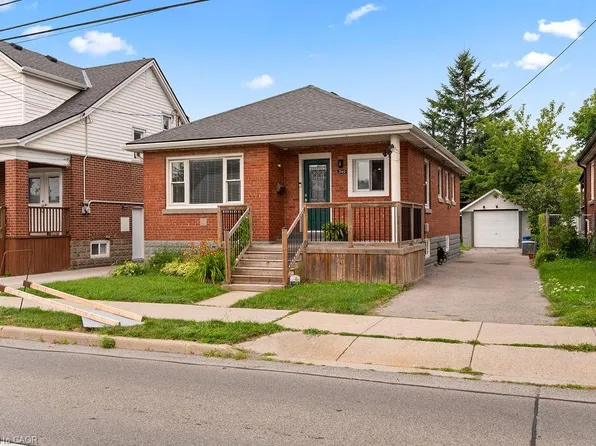340 Upper Gage Ave, Hamilton, ON L8V 4H7