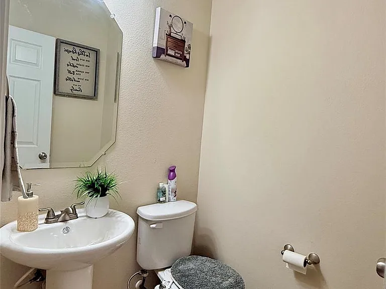 9420 Southwick Dr — Photo 11