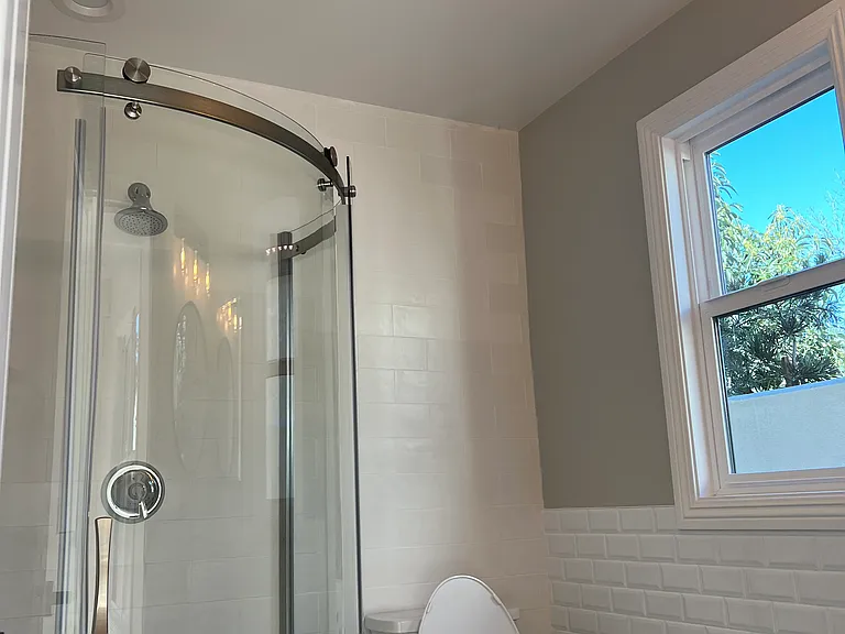 203 S Meridith Ave — Photo 6