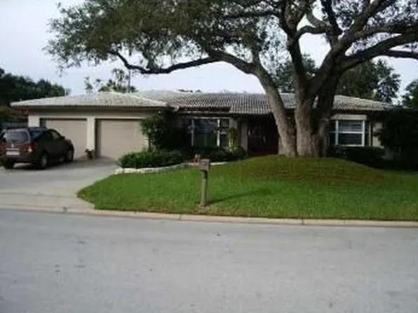 2322 Dora Dr, Clearwater, FL 33765