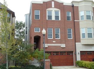 7 Illinois Ave, Schaumburg, IL 60193