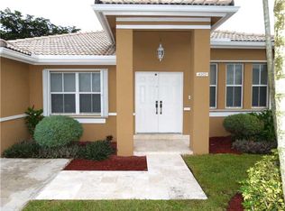 8303 SW 162nd Pl, Miami, FL 33193