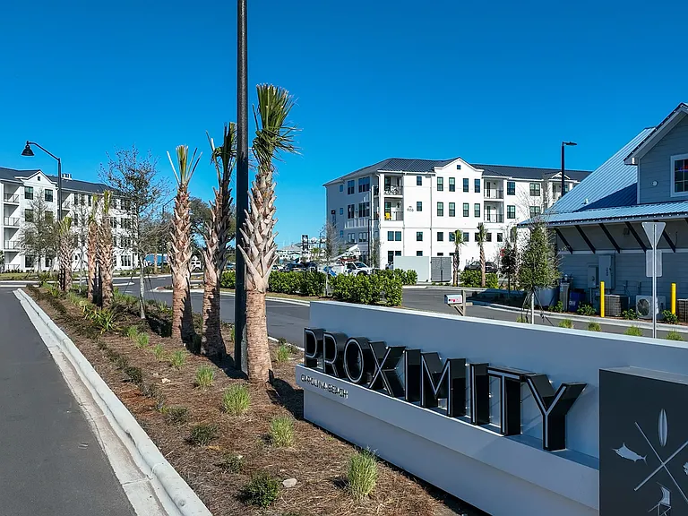 Proximity Carolina Beach — Photo 30