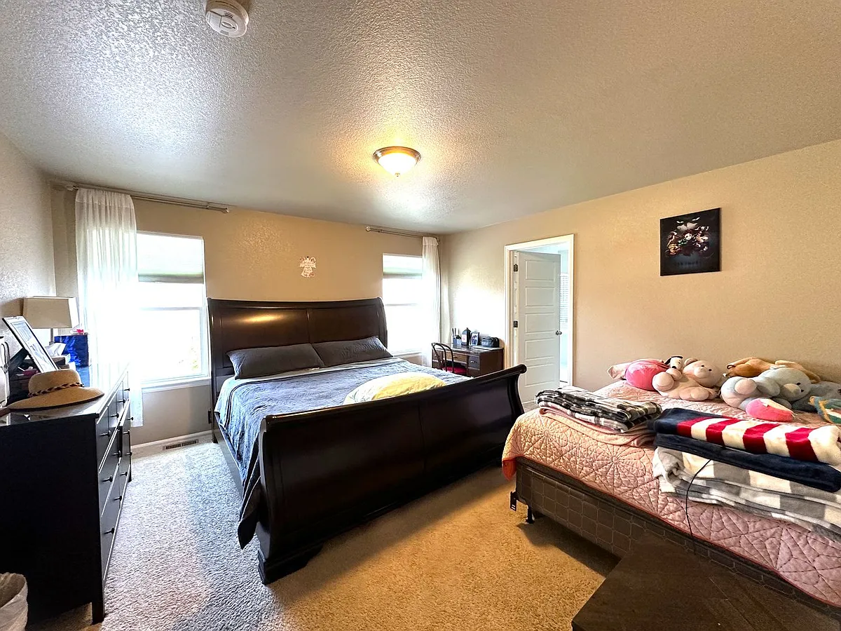 Building Photo - 2274 Stonefish Dr
