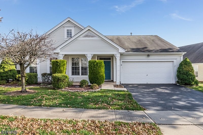 1st image of 24 Stafford Ln