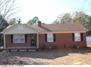 1920 Westhill Dr, Fayetteville, NC 28304