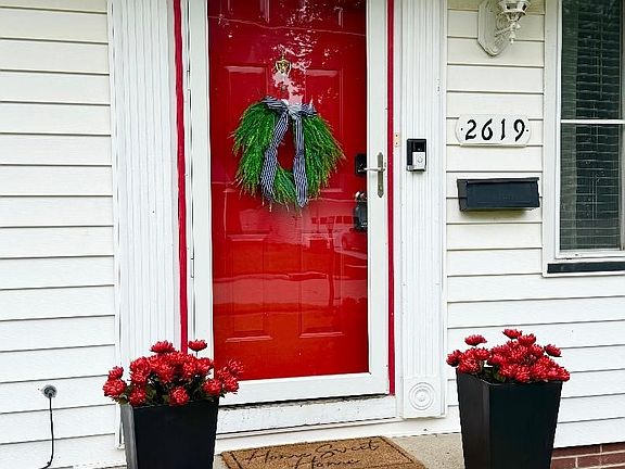 3rd image of 2619 Center Ave