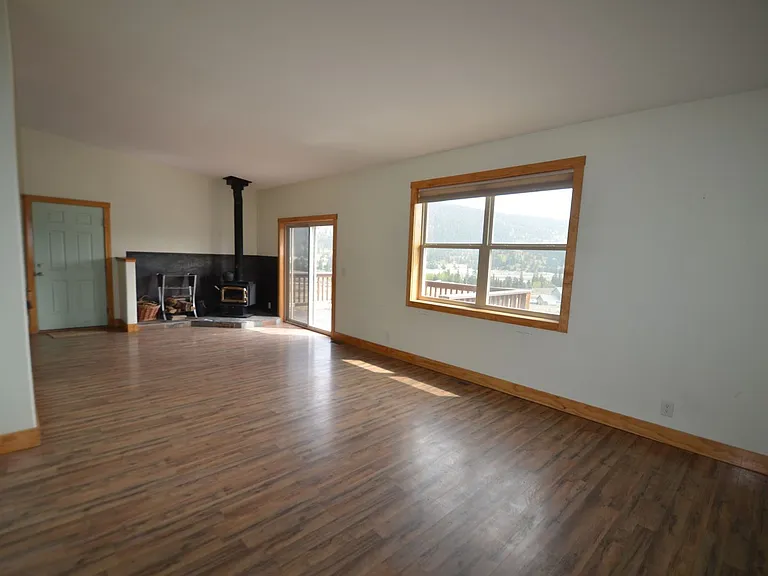 600 Edgewood Rd — Photo 5