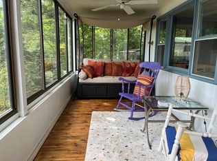 14 Lake Ave, Plymouth, MA 02360