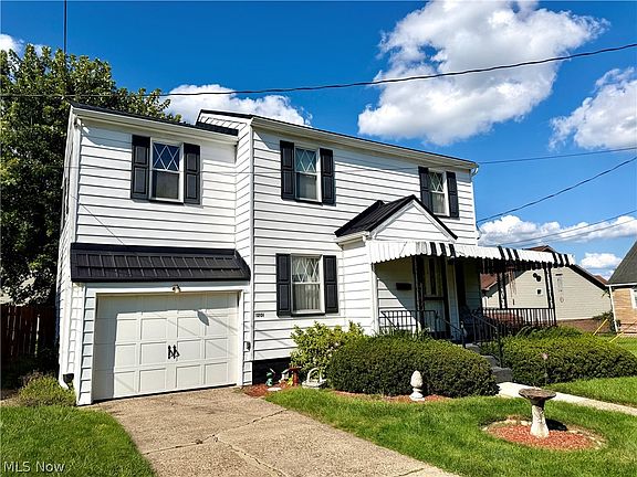 3rd image of 1201 Courtland Rd