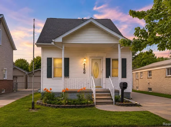 4156 Burns Ave, Lincoln Park, MI 48146