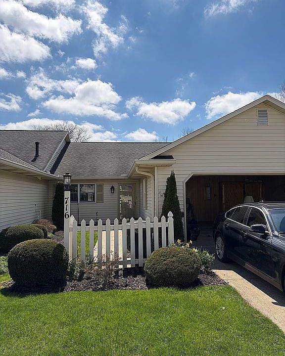 1st image of 716 Bent Creek Dr