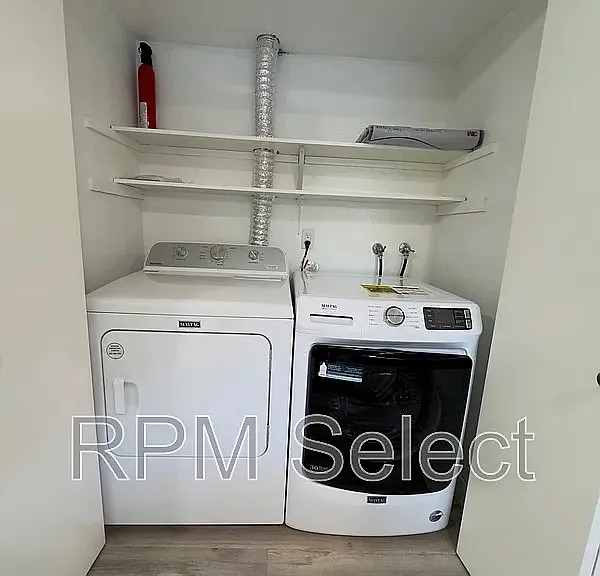 2 bed, 1.5 bath, 1014 sqft, $1,850 — Photo 4