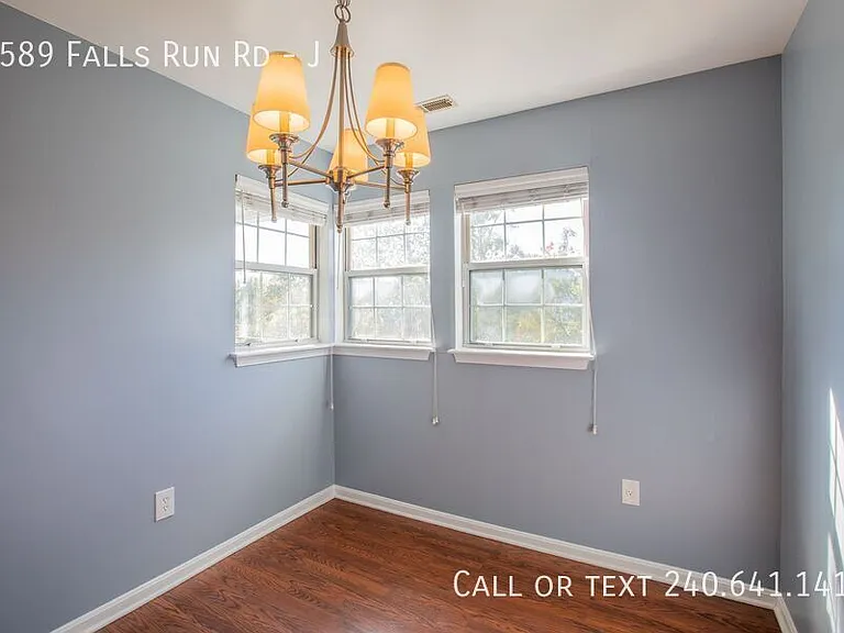 8589 Falls Run Rd #J — Photo 6