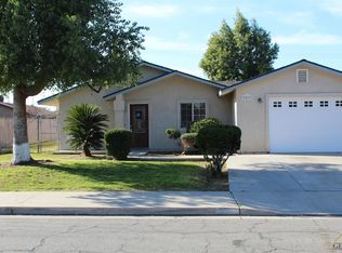 1517 Pine St, Wasco, CA 93280