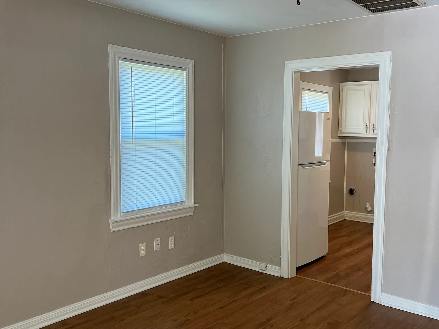 2 bed, 625 sqft, $700 — Photo 2