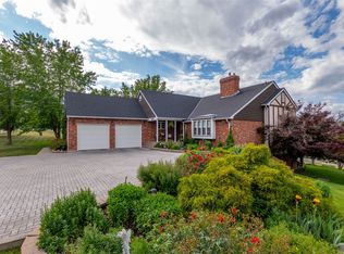 6450 Meadowland Cres S, Kamloops, BC V2C 6X3