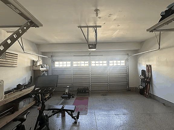 2nd image of 31 Fallowfield Dr
