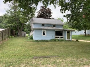 51639 E County Line Rd, Middlebury, IN 46540