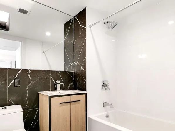 1543 East 19th Street image 6 of 12