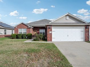 14793 S Lakewood Ave, Bixby, OK 74008